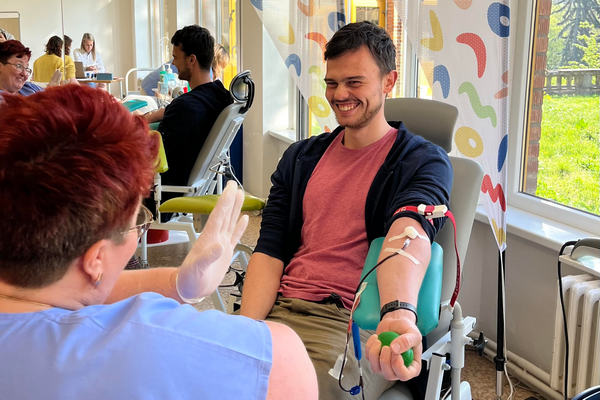 V Lužánkách padl rekord, podařilo se darovat devatenáct litrů krve