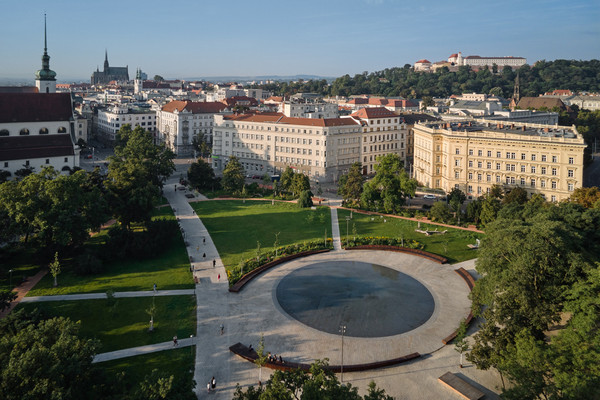 moravak zdroj mc brno stred