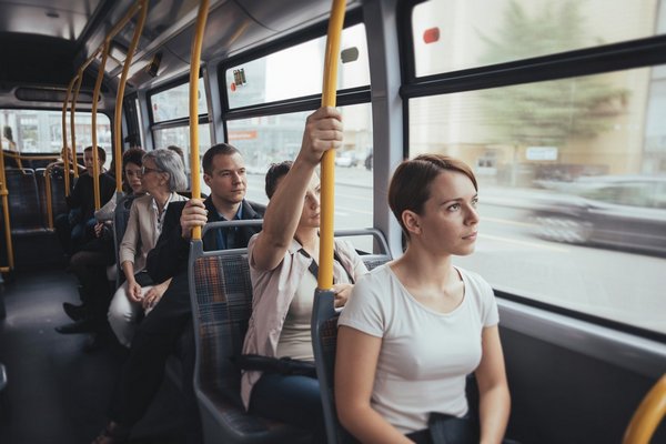 pasazeri bus ideogram