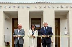 Vinařské Centrum Excelence ve Valticích otevřeno 250x166