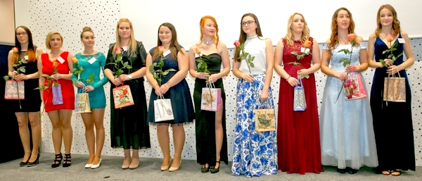 Vinum Juvenale 2017 - Královna vína - všechny soutěžící 600x257